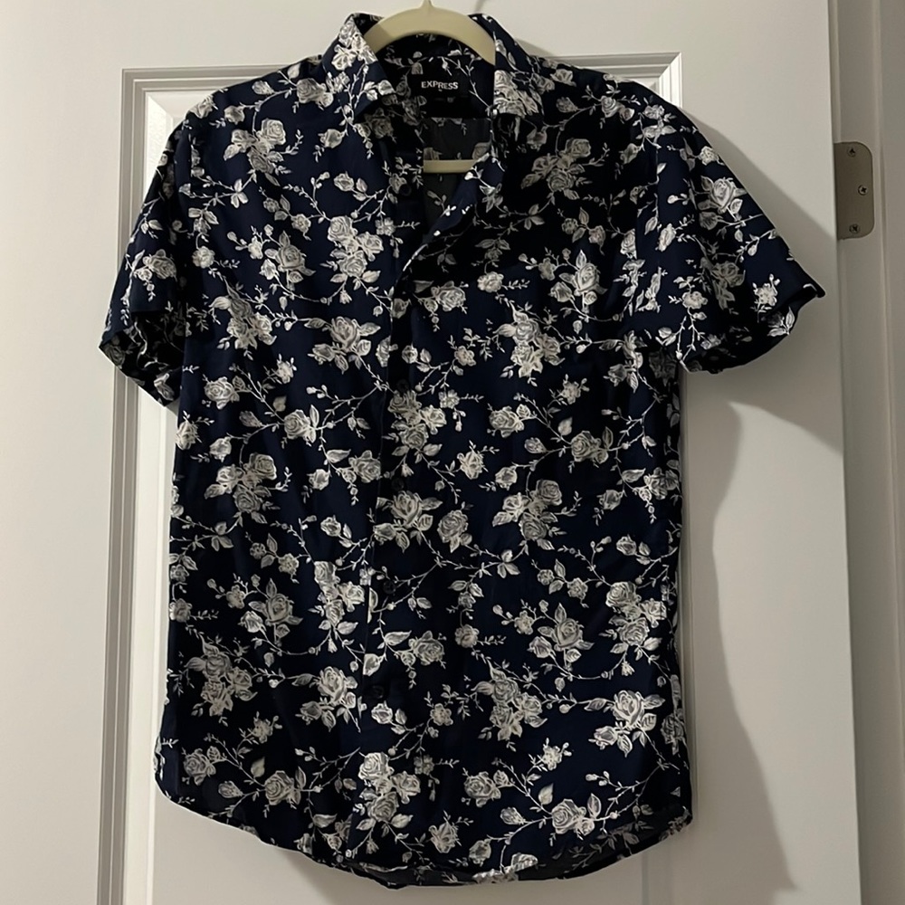 Express men’s size small button up